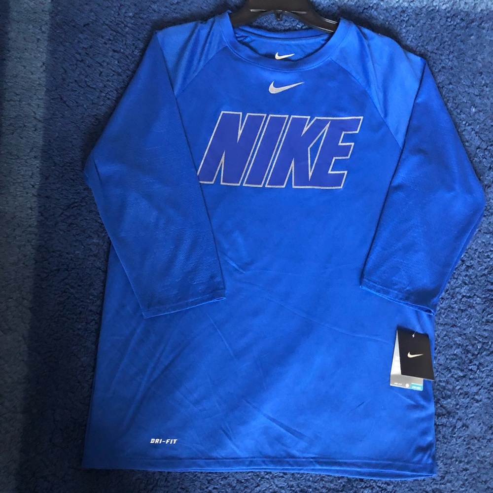 Nike men’s dri fit baseball tee